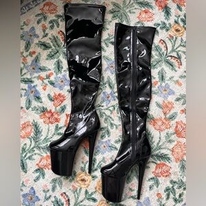 Pleaser Flamingo-3000 Size 8